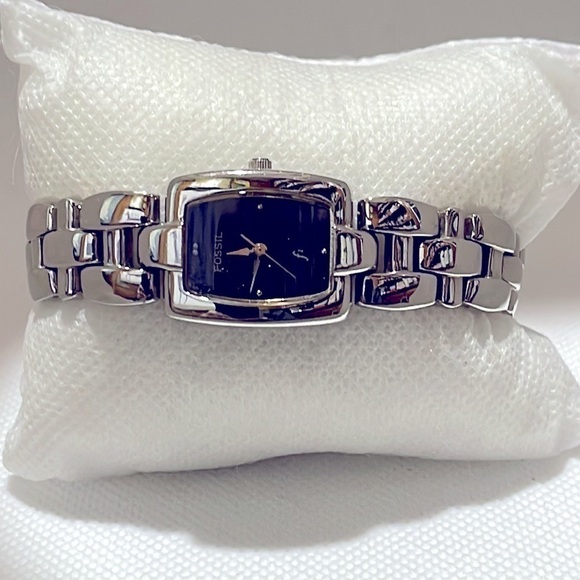 Fossil F2 ES-8823 Stainless Steel Black Dial Ladies Quartz Watch - EUC - Picture 3 of 10